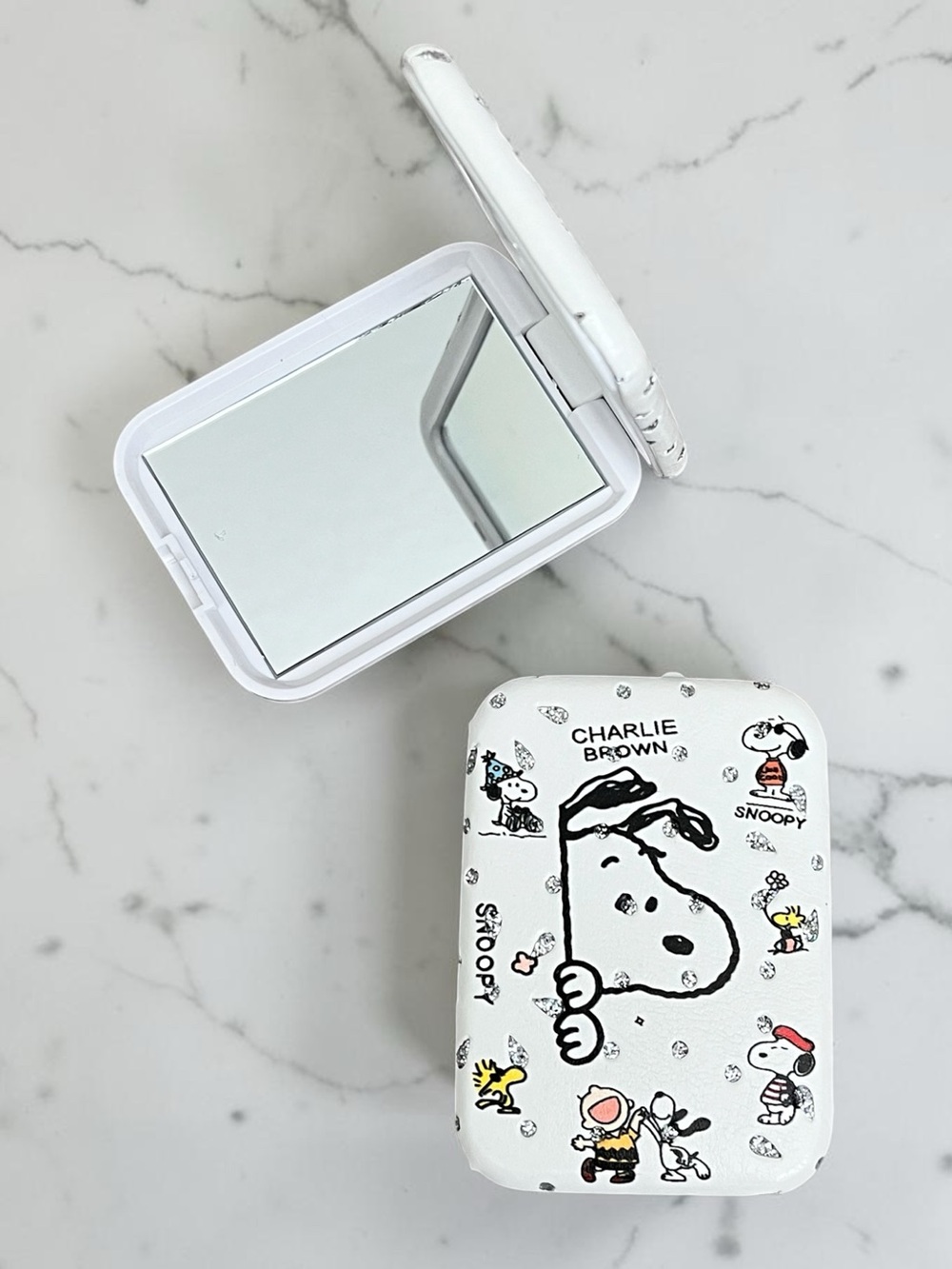 Charlie Brown Snoopy White Portable Compact Mirror
